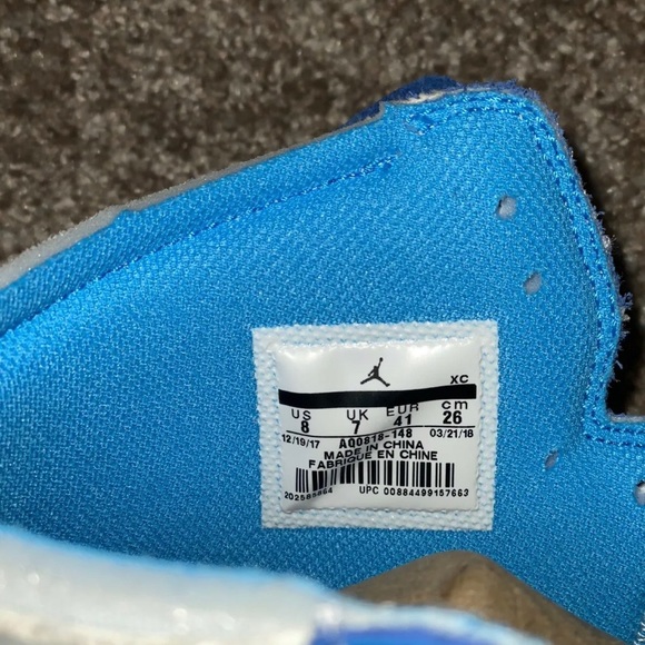 Off-White x Air Jordan 1 UNC Size 8 - Picture 4 of 6